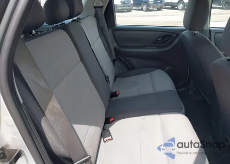 2007 Ford Escape Xls/Xls Manual z USA, uszkodzony, nr VIN 1FMYU02Z97KB80446